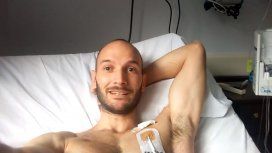 Le hicieron un trasplante de médula y filmó el proceso para derribar mitos Le hicieron un trasplante de médula y filmó el proceso para derribar mitos