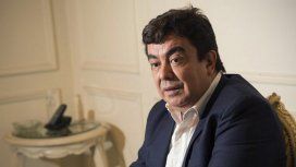 Fernando Espinoza presentó un proyecto para indemnizar a los usuarios afectados por los cortes de luz Fernando Espinoza presentó un proyecto para indemnizar a los usuarios afectados por los cortes de luz