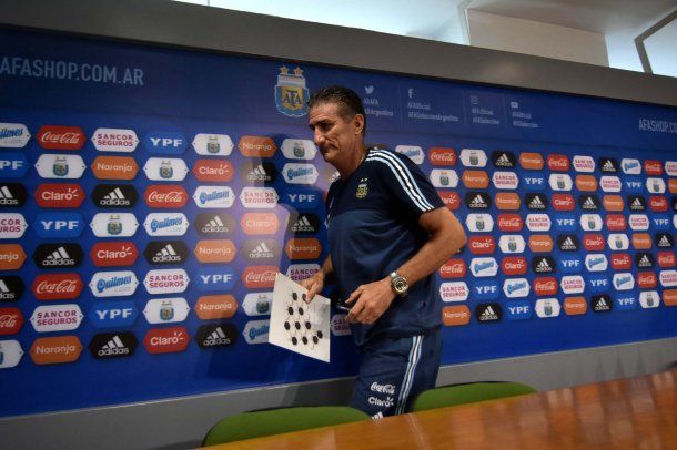Edgardo Bauza en una de sus últimas conferencias de prensa como DT de la Selección