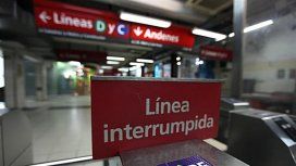 La línea B abrirá los molinetes de 19 a 21, pero después se suspenderá el servicio La línea B abrirá los molinetes de 19 a 21, pero después se suspenderá el servicio