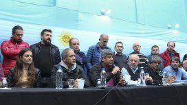 Sindicatos y centrales obreras son los que convocaron al Obelisco Sindicatos y centrales obreras son los que convocaron al Obelisco