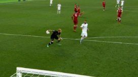 VIDEO: El gol más insólito de la historia abrió la final de la Champions League VIDEO: El gol más insólito de la historia abrió la final de la Champions League