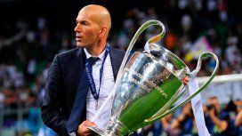 Zinedine Zidane deja el Real Madrid Zinedine Zidane deja el Real Madrid