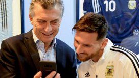 Mauricio Macri con Lionel Messi Mauricio Macri con Lionel Messi