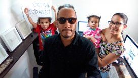 La lucha de Francisco: vino de Venezuela sin su familia y necesita fotografiar 12 bodas para traerlos La lucha de Francisco: vino de Venezuela sin su familia y necesita fotografiar 12 bodas para traerlos