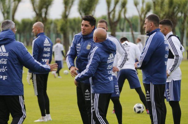 Enzo Pérez y Messi en la Selección - Crédito: @Argentina<div><br></div>