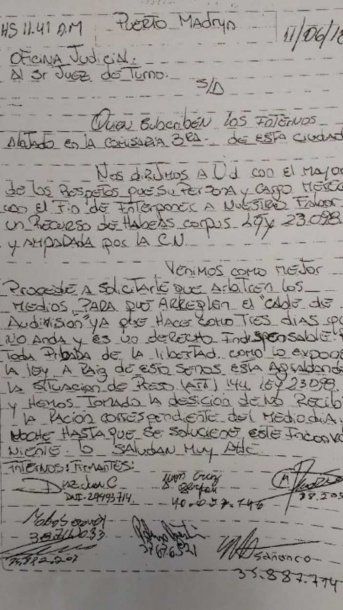 La nota que enviaron al juez de turno de la oficina judicial.