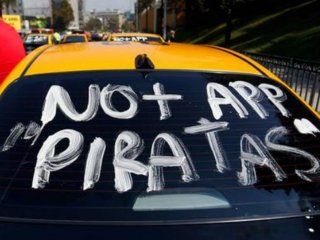 Un taxista disparó una bala de goma contra un auto en el que viajaba un nene de 10 años Un taxista disparó una bala de goma contra un auto en el que viajaba un nene de 10 años