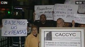 Vecinos convocan a un ruidazo para que baje el precio de las expensas en la Ciudad Vecinos convocan a un ruidazo para que baje el precio de las expensas en la Ciudad