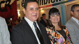 El intendente de San Vicente, Mauricio Gómez, junto con su mujer. El intendente de San Vicente, Mauricio Gómez, junto con su mujer.