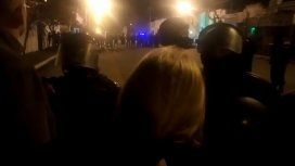Chubut: violenta represión a docentes que reclaman una resolución a la paritaria Chubut: violenta represión a docentes que reclaman una resolución a la paritaria