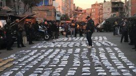Mega operativo en la villa 1-11-14: 500 policías realizan más de 25 allanamientos Mega operativo en la villa 1-11-14: 500 policías realizan más de 25 allanamientos