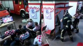 La verdad detrás del viral de los bomberos croatas La verdad detrás del viral de los bomberos croatas