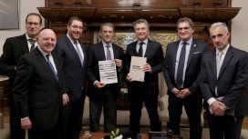 Tras su ausencia en el acto, el mensaje de Macri a 24 años del atentado a la AMIA Tras su ausencia en el acto, el mensaje de Macri a 24 años del atentado a la AMIA
