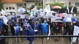 Protestas por los despidos en Télam en la Quinta de Olivos - Crédito: @visionpaisarg Protestas por los despidos en Télam en la Quinta de Olivos - Crédito: @visionpaisarg
