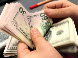 el dolar cerro en $58,06 en el tercer dia del cepo el dolar cerro en $58,06 en el tercer dia del cepo
