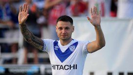 Mauro Zárate con la camiseta de Vélez Mauro Zárate con la camiseta de Vélez