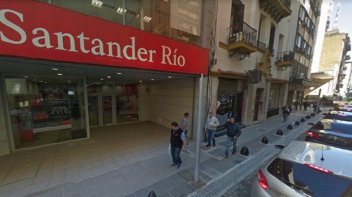 Insólito asalto en un banco en Monserrat: el ladrón usó una hoja de papel