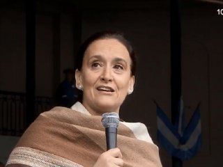 el campo le reclamo al gobierno menos impuestos y michetti le contesto: estamos aca para ayudarlos a crecer el campo le reclamo al gobierno menos impuestos y michetti le contesto: estamos aca para ayudarlos a crecer