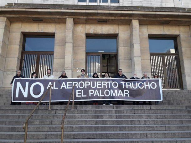 Vecinos contra el aeropuerto de El Palomar