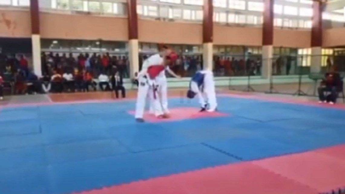 VIDEO: Un adolescente se infartó y murió durante una pelea de taekwondo