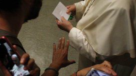 El Papa, como cabeza de la Iglesia, está en contra del aborto y de cualquier ley que lo permita El Papa, como cabeza de la Iglesia, está en contra del aborto y de cualquier ley que lo permita