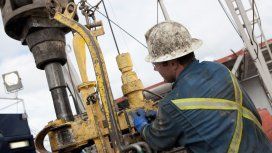 La economía sigue desplomándose: la industria se hundió un 8 La economía sigue desplomándose: la industria se hundió un 8