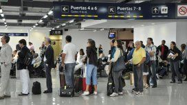 El gremio de pilotos se adherirá al paro del 30 de abril y podría no haber vuelos El gremio de pilotos se adherirá al paro del 30 de abril y podría no haber vuelos