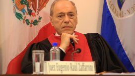 Raúl Eugenio Zaffaroni en la Corte Interamericana de Derechos Humanos Raúl Eugenio Zaffaroni en la Corte Interamericana de Derechos Humanos
