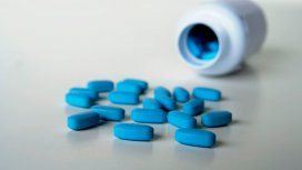 Dos chicas de 14 años le pusieron Viagra en la gaseosa a un compañero: tuvo que ser internado Dos chicas de 14 años le pusieron Viagra en la gaseosa a un compañero: tuvo que ser internado