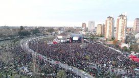 El festival 40 años con Abuelas hizo vibrar a miles de personas en Tigre El festival 40 años con Abuelas hizo vibrar a miles de personas en Tigre