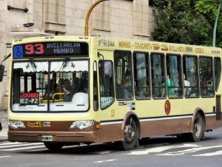 paro en la linea 93 de colectivos por falta de pagos paro en la linea 93 de colectivos por falta de pagos