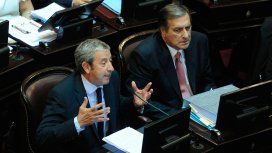 La UCR y el aborto: si cede al pedido de sus militantes podría dar vuelta la votación La UCR y el aborto: si cede al pedido de sus militantes podría dar vuelta la votación