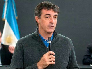 increparon a esteban bullrich en mar del plata: dejen de hacer mierda todo increparon a esteban bullrich en mar del plata: dejen de hacer mierda todo
