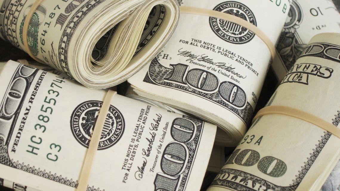 Luego de superar la barrera de los $40, el dólar volvió a abrir en alza Luego de superar la barrera de los $40, el dólar volvió a abrir en alza