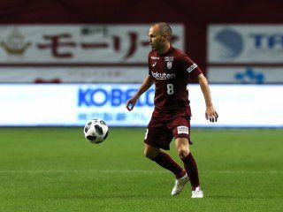 Andrés Iniesta debutó en el Vissel Kobe Andrés Iniesta debutó en el Vissel Kobe