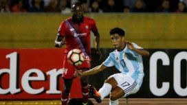 Leonel Di Plácido cuando jugó con la camiseta de la Selección para Atlético Tucumán Leonel Di Plácido cuando jugó con la camiseta de la Selección para Atlético Tucumán