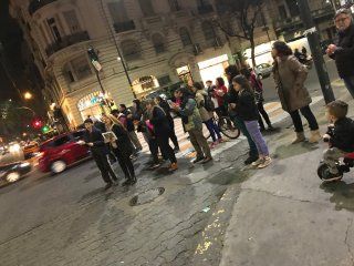 Vecinos de Caballito se reunieron en Acoyte y Rivadavia / Crédito: Diego Schurman Vecinos de Caballito se reunieron en Acoyte y Rivadavia / Crédito: Diego Schurman