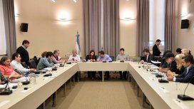 Cinco de los seis gremios de docentes universitarios aceptaron la propuesta del Gobierno Cinco de los seis gremios de docentes universitarios aceptaron la propuesta del Gobierno