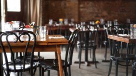 Los restaurantes se declararon en estado de emergencia: Todos los días cierra un local Los restaurantes se declararon en estado de emergencia: Todos los días cierra un local