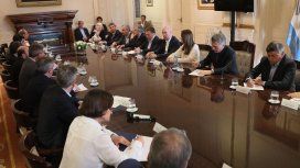 Presupuesto: Macri no consiguió alinear a los gobernadores con su plan de recortes Presupuesto: Macri no consiguió alinear a los gobernadores con su plan de recortes