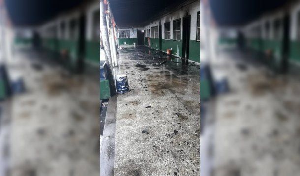 La escuela quedÃ³ en un estado desastroso: piden artÃ­culos de limpieza