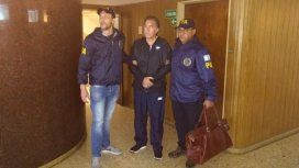 Oscar Thomas, tras ser detenido. Oscar Thomas, tras ser detenido.