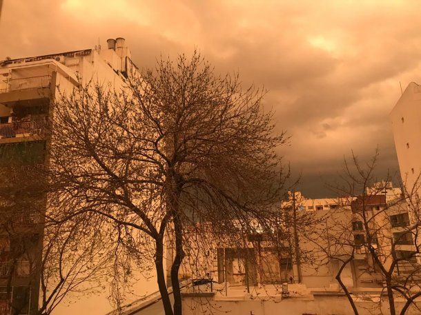 <p>El día que el cielo de Buenos Aires se volvió sepia</p>