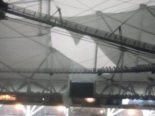 El techo del estadio único por el temporal El techo del estadio único por el temporal