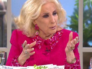 Mirtha opinó sobre el poliamor. Mirtha opinó sobre el poliamor.
