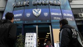 Vélez salió a responder por los supuestos abusos de menores en un campamento Vélez salió a responder por los supuestos abusos de menores en un campamento