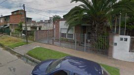Fue a buscar a su novia en el auto Fue a buscar a su novia en el auto