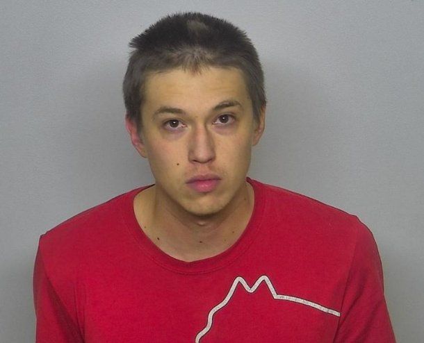 Zachary Burdick fue detenido despus de masturbarse en una iglesia