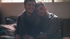 Les pegaron en una pizzería por ser gays Les pegaron en una pizzería por ser gays